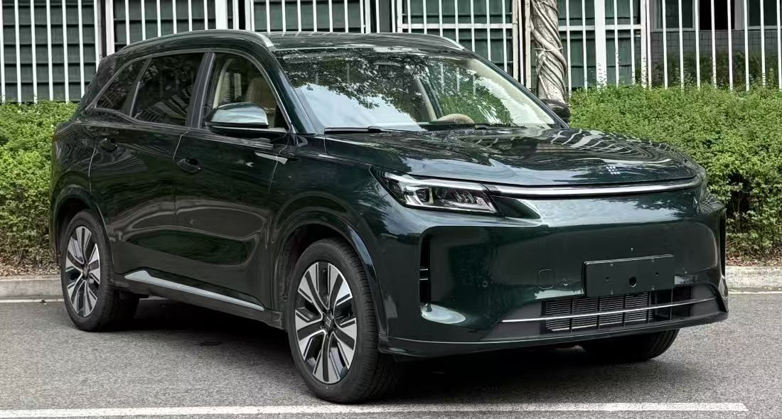 DXK6481AS13PHEVH型插电式混合动力多用途乘用车
