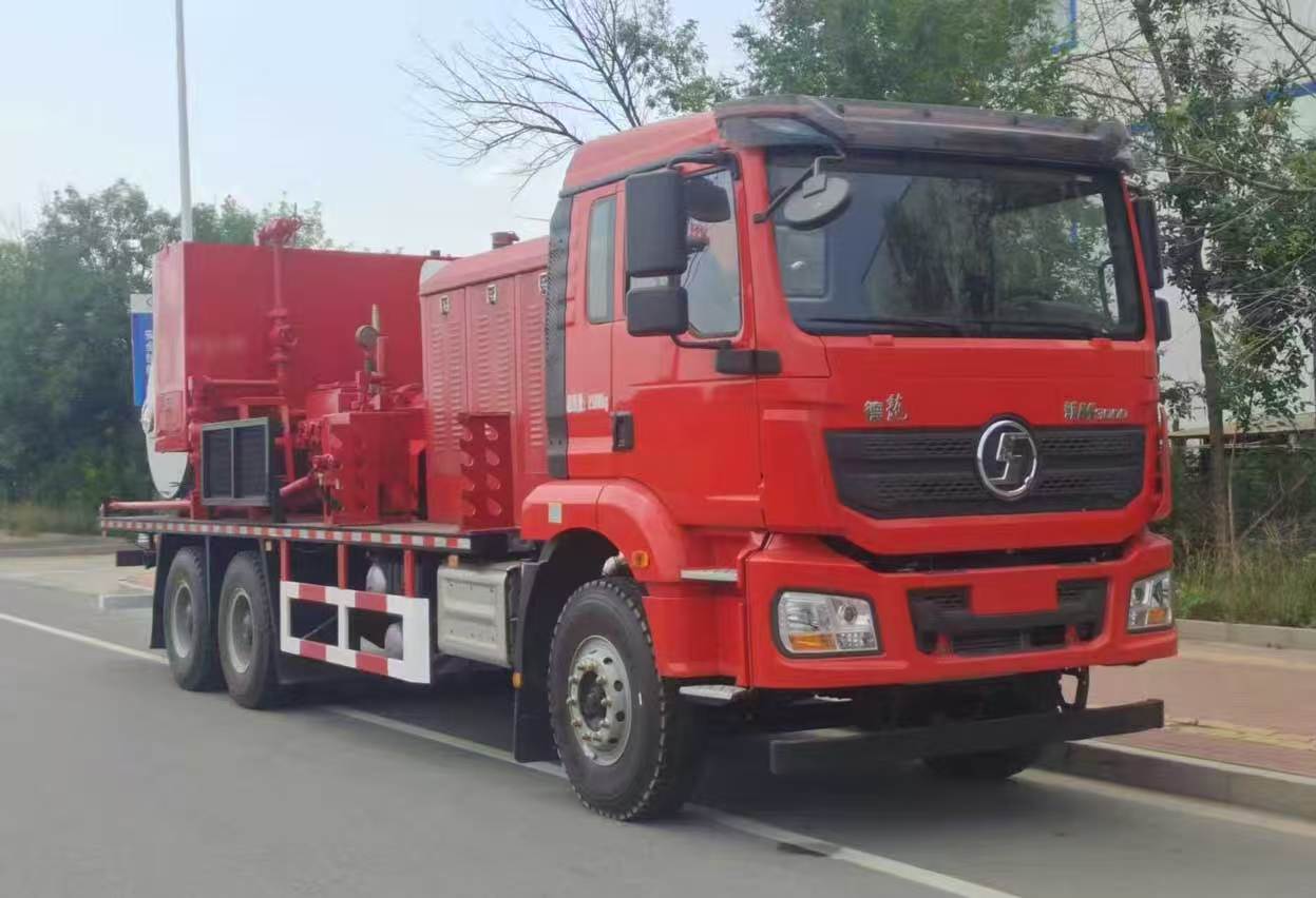 YZZ5210TXLSX6型洗井清蜡车