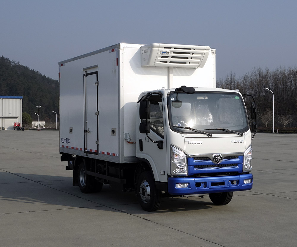 STQ5041XLCNSHEV型插电式增程混合动力冷藏车