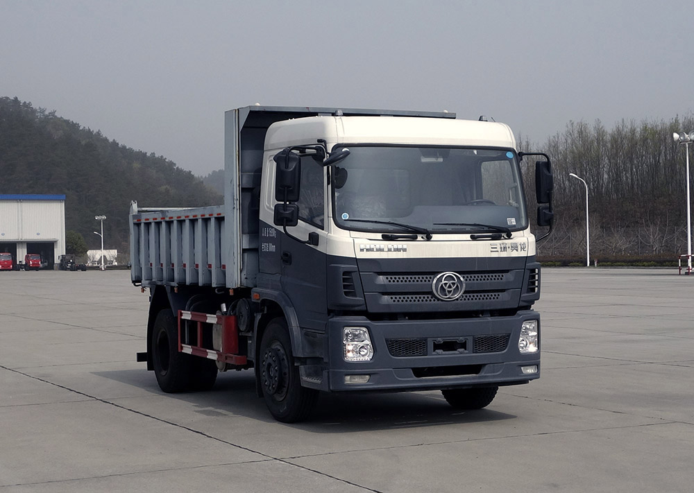STQ3163L04Y4N6型自卸汽车