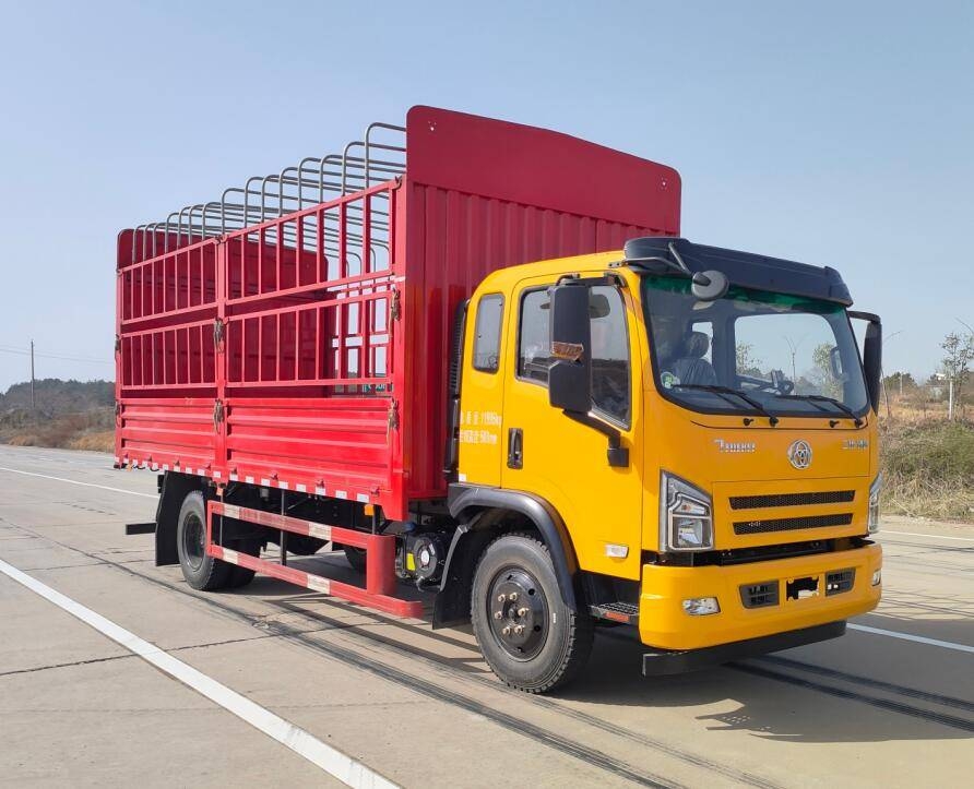 STQ5125CCYN6型仓栅式运输车