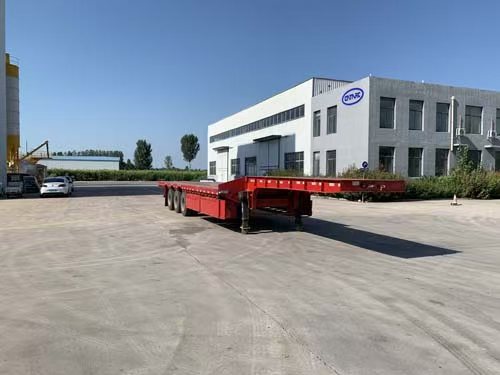 EJH9400TDP型低平板半挂车