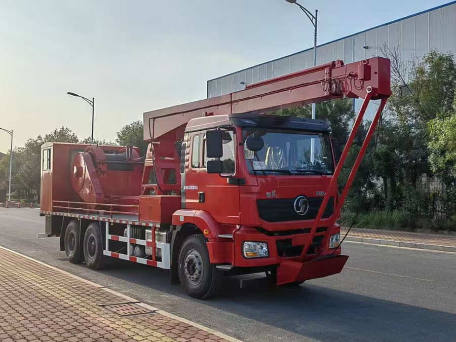 YZZ5210TCY型采油车