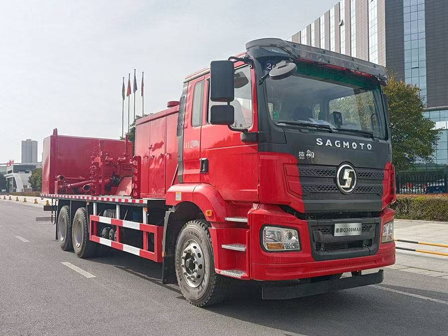 HPJ5220TYL6R型压裂车