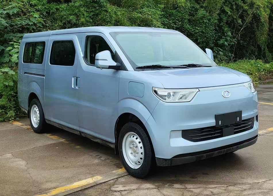 .DXK6510AC15BEV型纯电动多用途乘用车