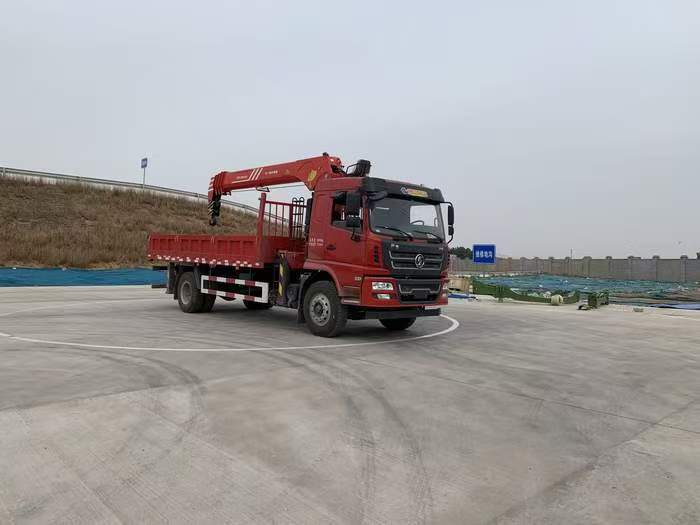 PC5181JSQA型随车起重运输车
