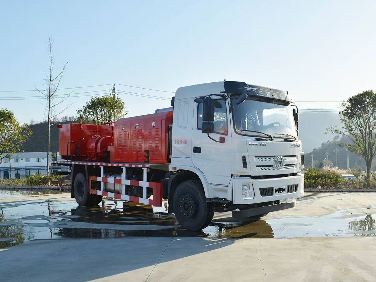 HHH5171TJC型洗井车